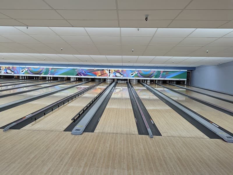 Interior view of 4th Street Bowl bowling alley