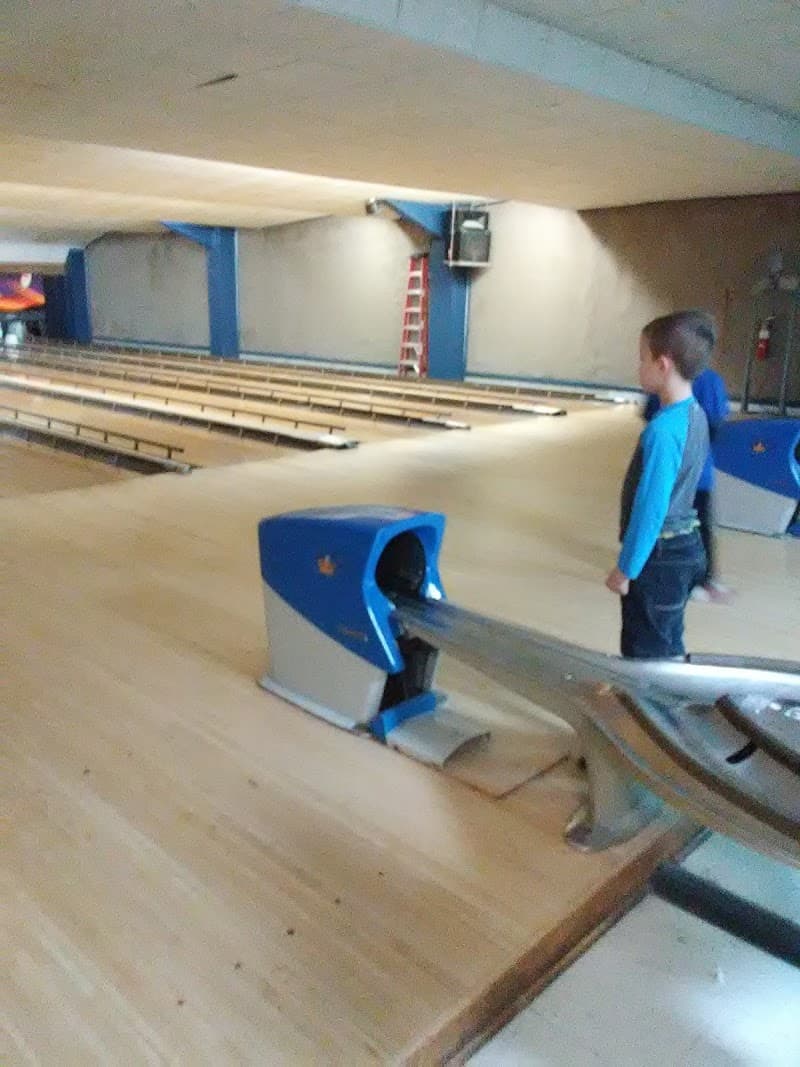 Interior view of 4th Street Lanes bowling alley