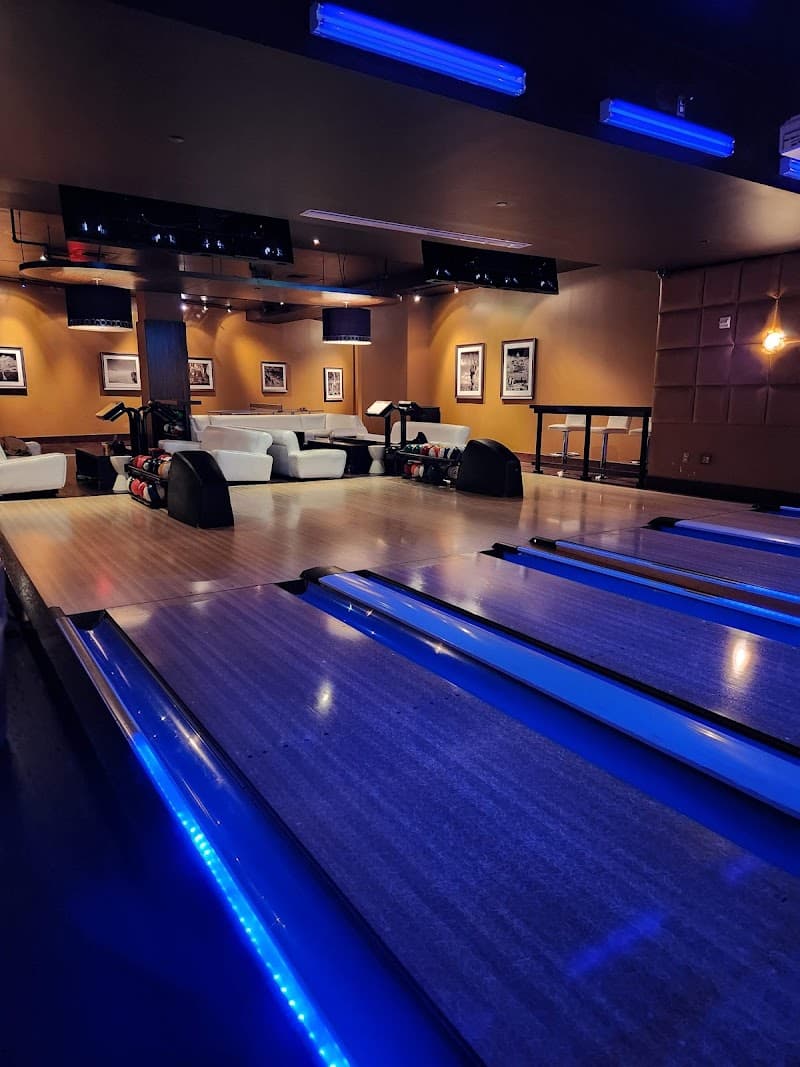 Interior view of 810 Entertainment - Houston bowling alley