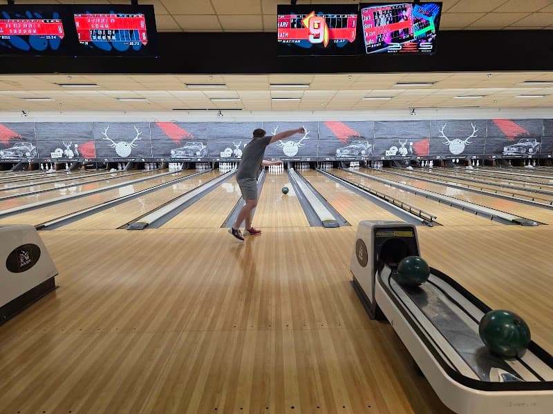 Interior view of AMF McRay Plaza Lanes bowling alley