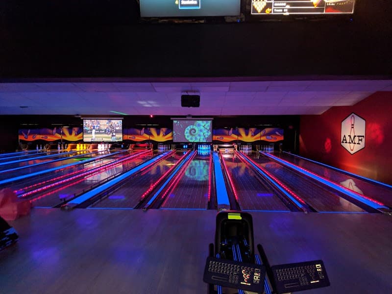 Interior view of AMF Medina Lanes bowling alley