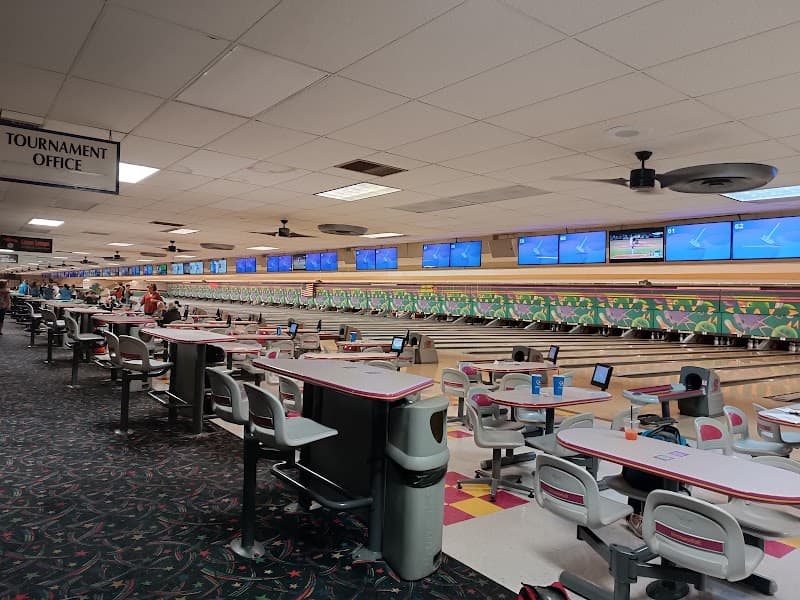 Interior view of Beaver-Vu Bowl bowling alley