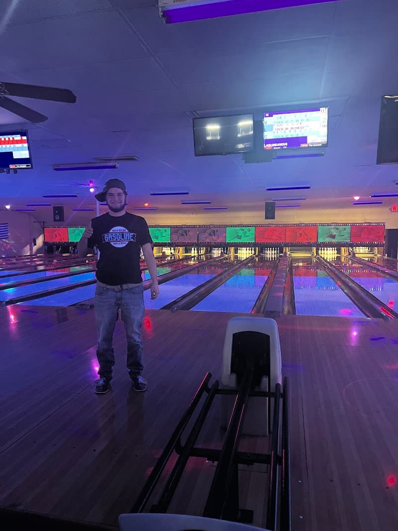 Interior view of Bentleyville Lanes bowling alley