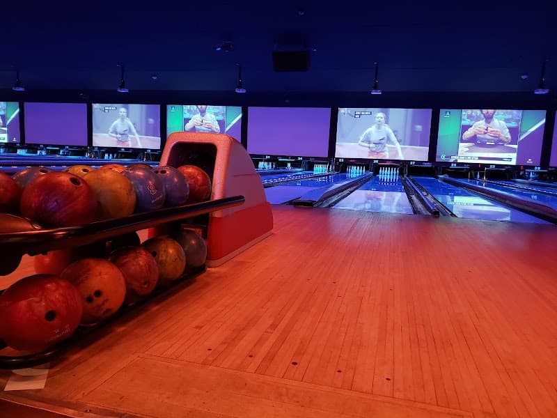 Interior view of Bowlero College Park bowling alley