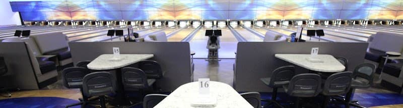 Interior view of Brandon Crossroads Bowl bowling alley