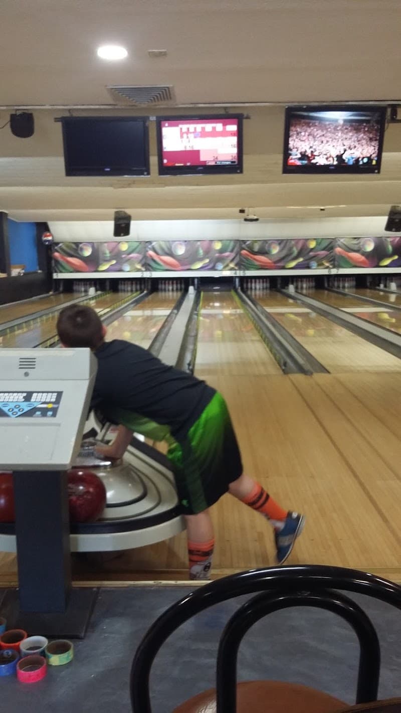 Interior view of Brookfield Bowl bowling alley