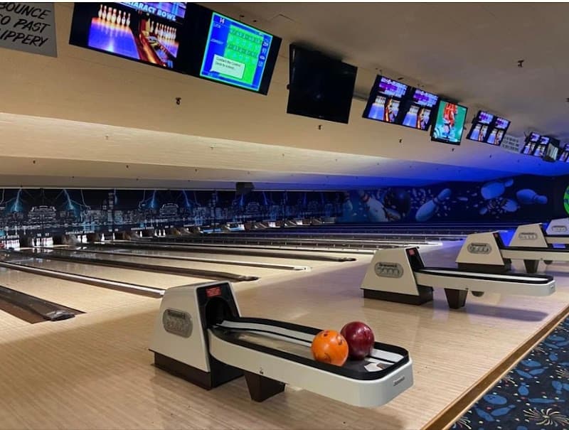Interior view of Cataract Bowl bowling alley