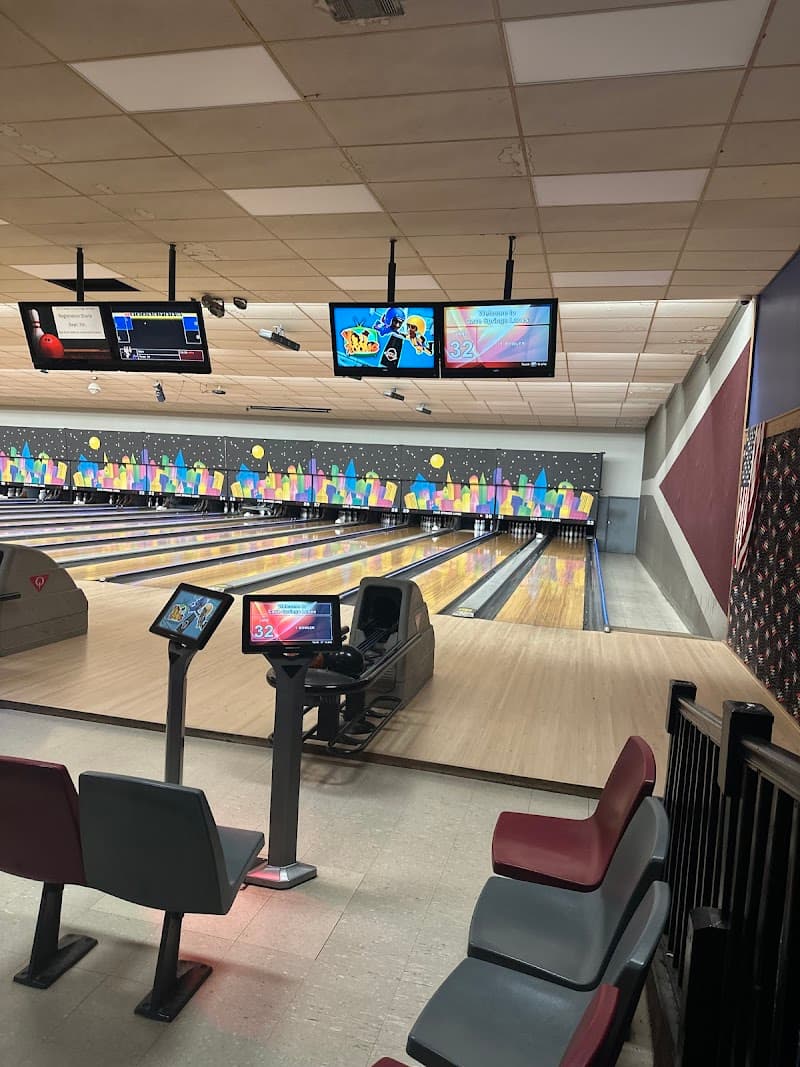 Interior view of Cave Springs Lanes bowling alley