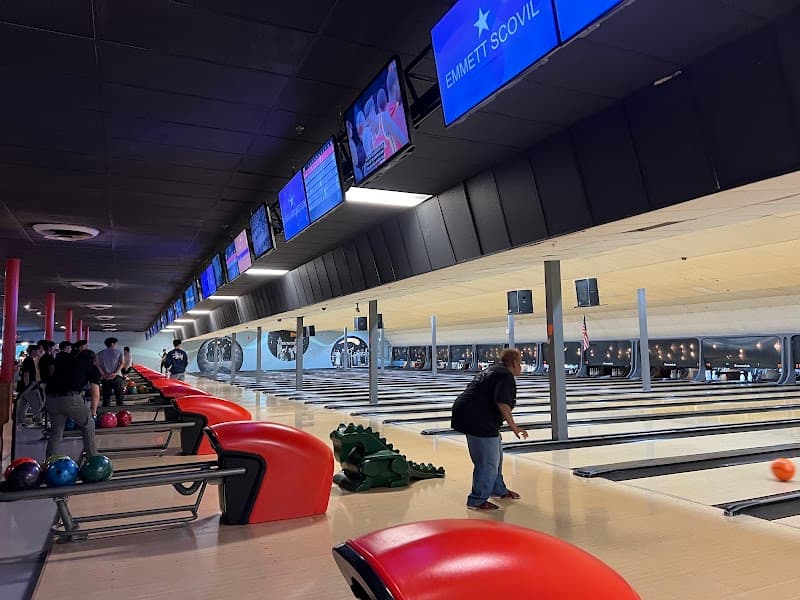 Interior view of Comet Pub & Lanes bowling alley