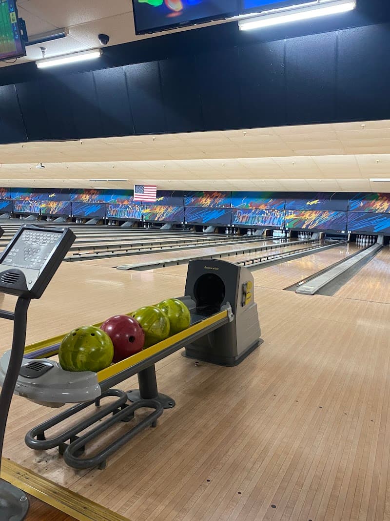 Interior view of Doverama Bowling bowling alley