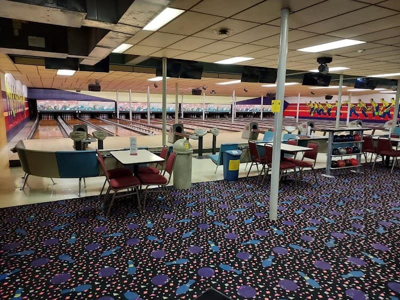 Interior view of Fair Oaks Bowling Lanes bowling alley