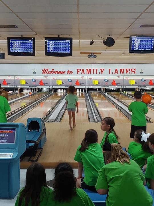Interior view of Family Lanes & Amusements bowling alley