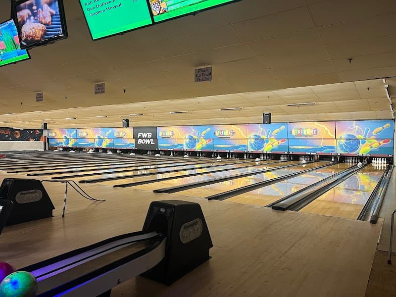 Interior view of Fort Walton Beach Bowl bowling alley