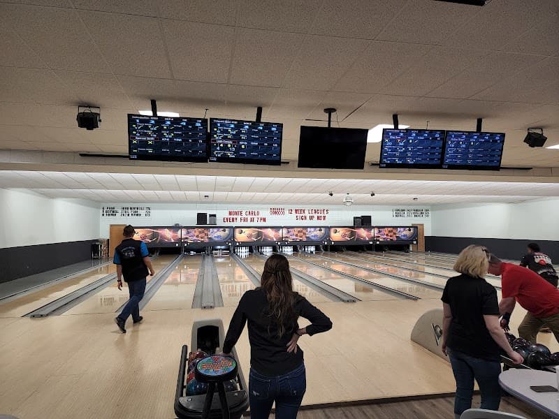 Interior view of Gravel Pit Lanes bowling alley