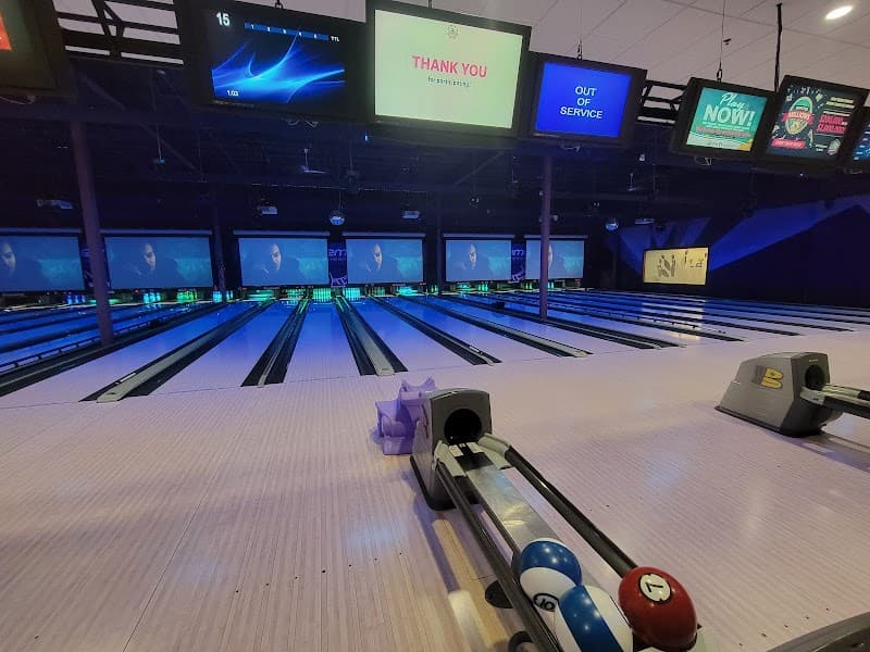 Interior view of Island Xtreme Bowl bowling alley