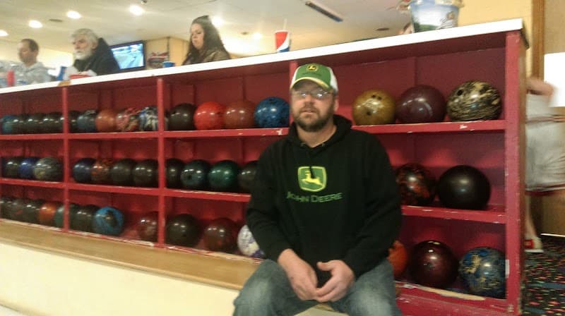 Interior view of Isle Bowling Lanes bowling alley