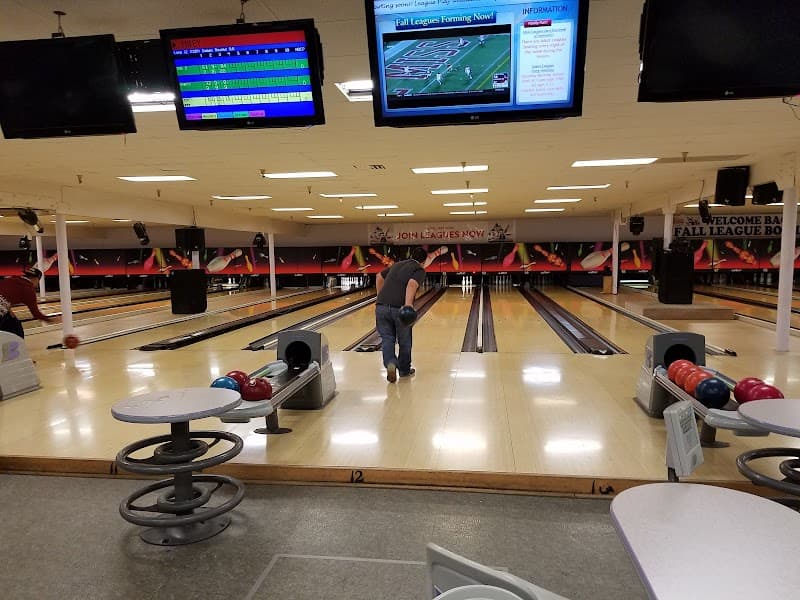 Interior view of Jewel Lake Bowling Center bowling alley