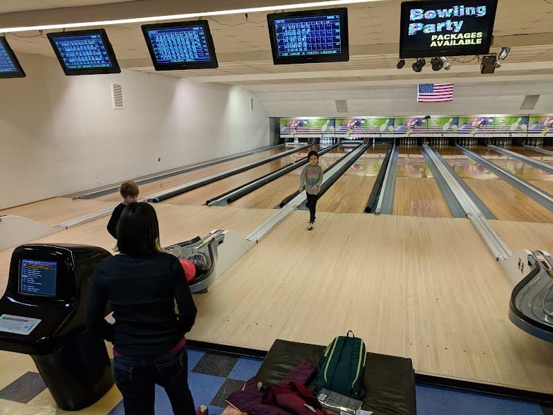 Interior view of Kolony Bowl bowling alley