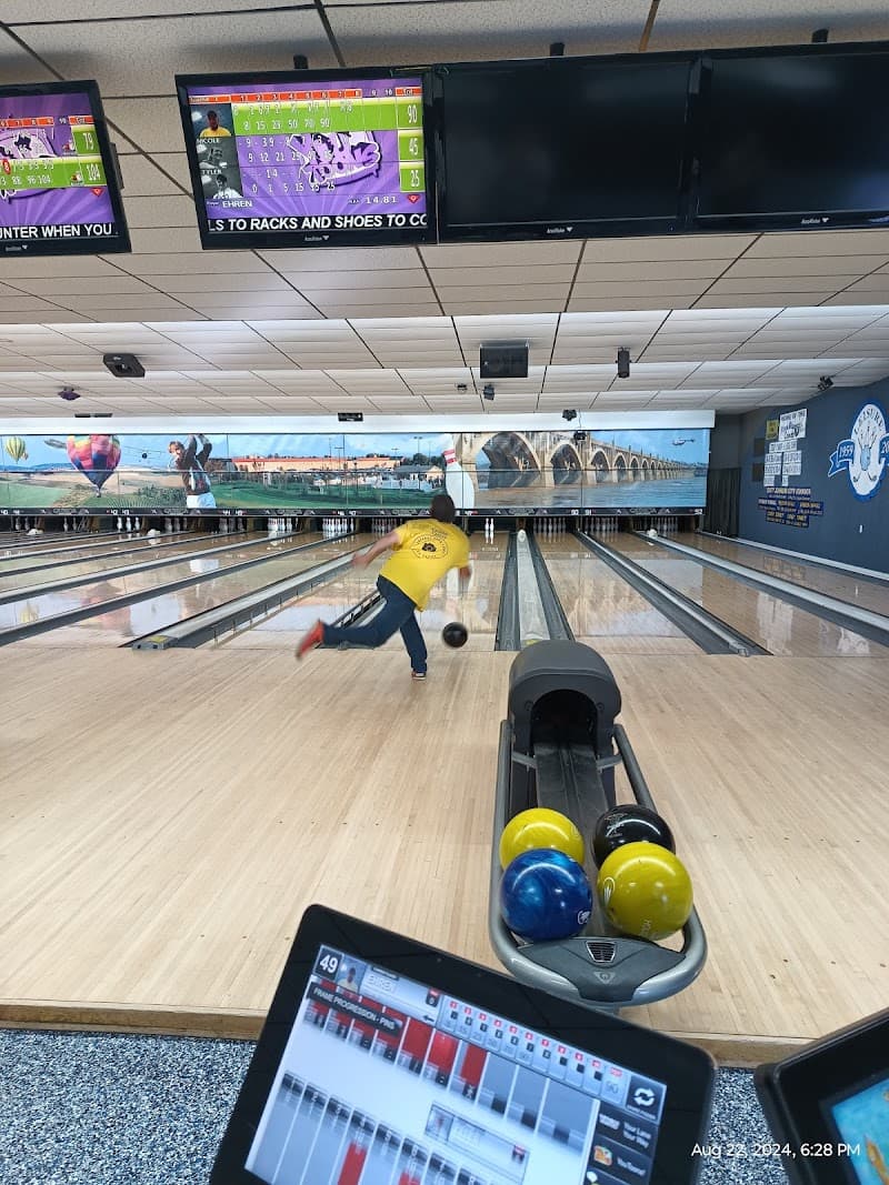Interior view of Leisure Bowling and Golf Center Lancaster bowling alley