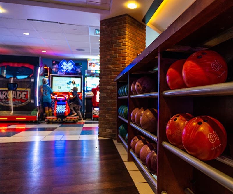 Interior view of Lodge Bowling Alley bowling alley