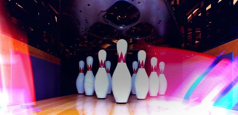 Interior view of Lucky Strike Chelsea Piers bowling alley