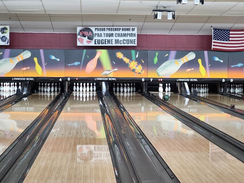 Interior view of Lynwood Bowl bowling alley