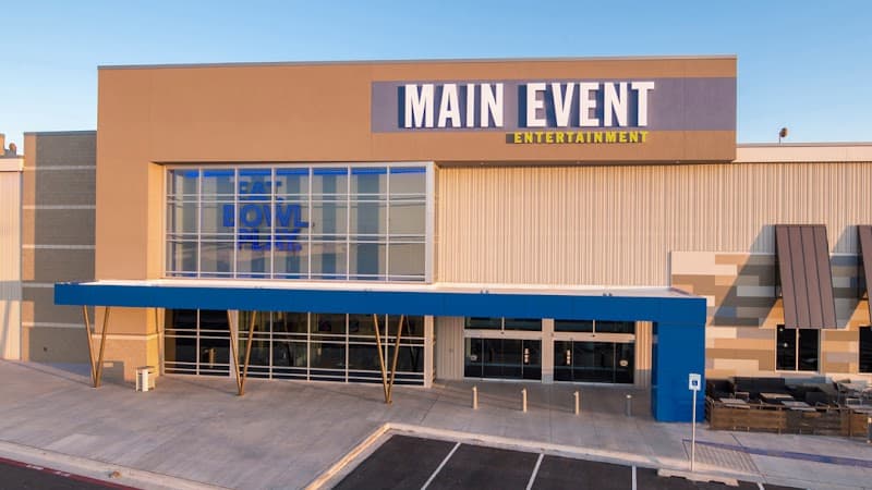 Interior view of Main Event Independence bowling alley