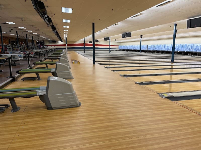 Interior view of Mermaid Entertainment & Event bowling alley