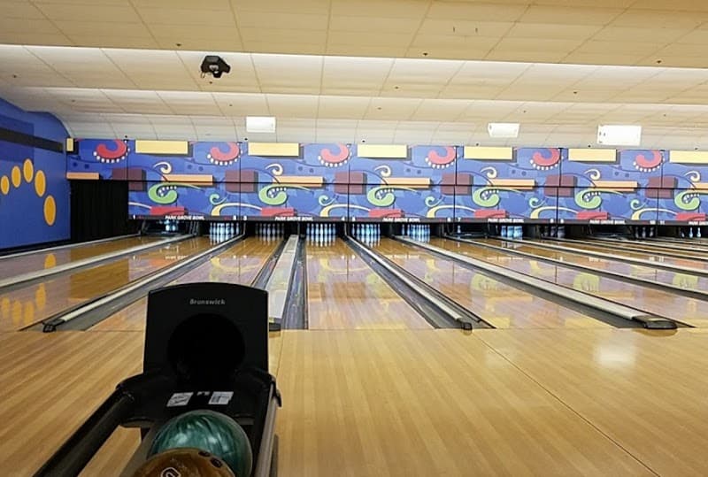 Interior view of Park Grove Bowl bowling alley