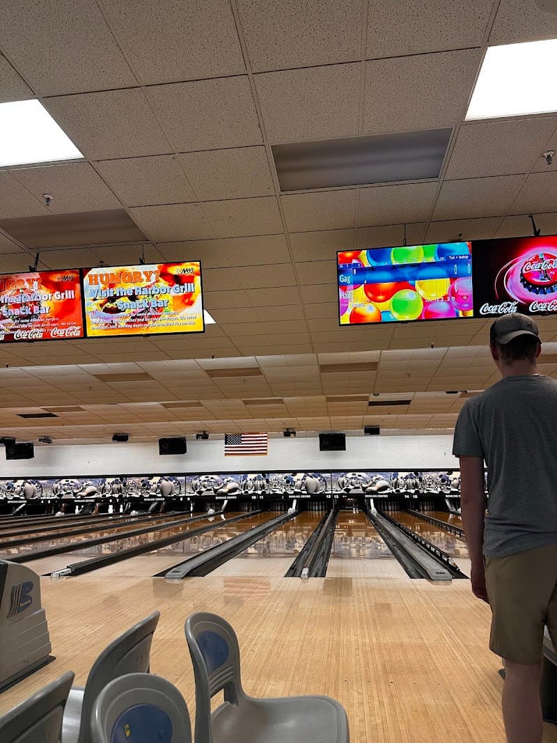 Interior view of Pier Side Bowling Center bowling alley