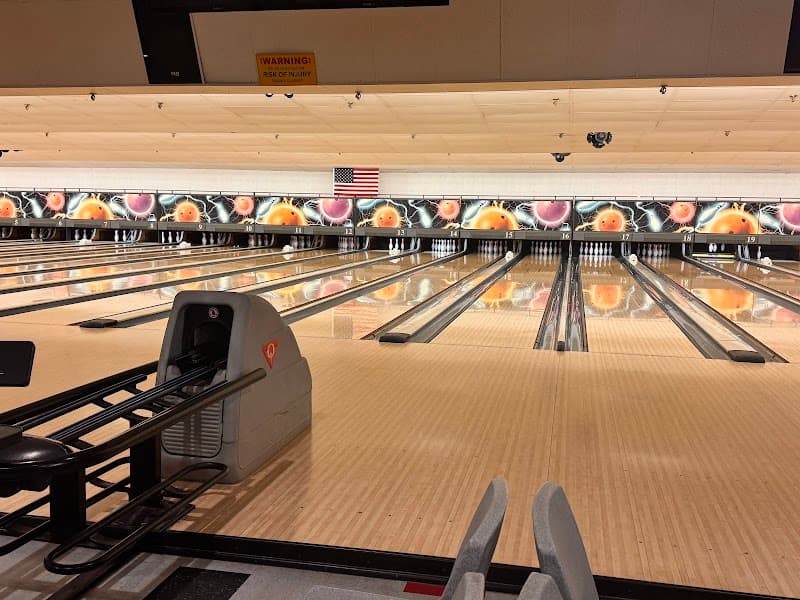 Interior view of River Rand Bowl bowling alley