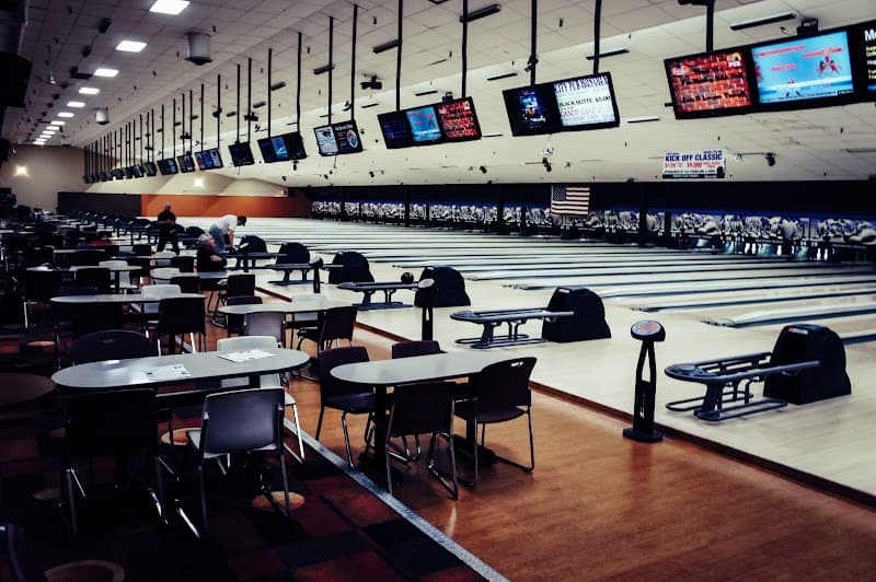 Interior view of RollHouse Parma bowling alley