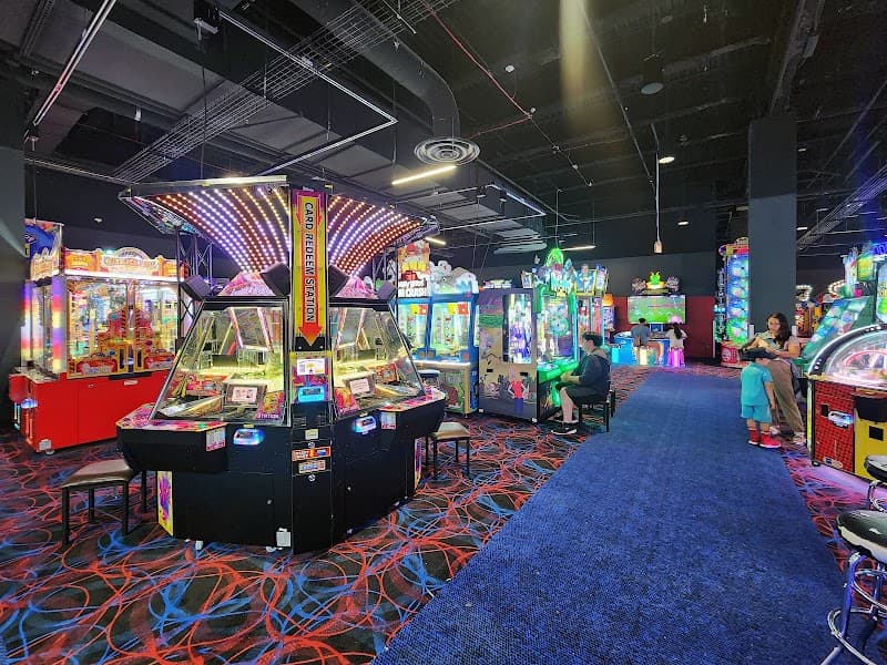 Interior view of Round1 Bowling & Arcade Broadway Commons bowling alley