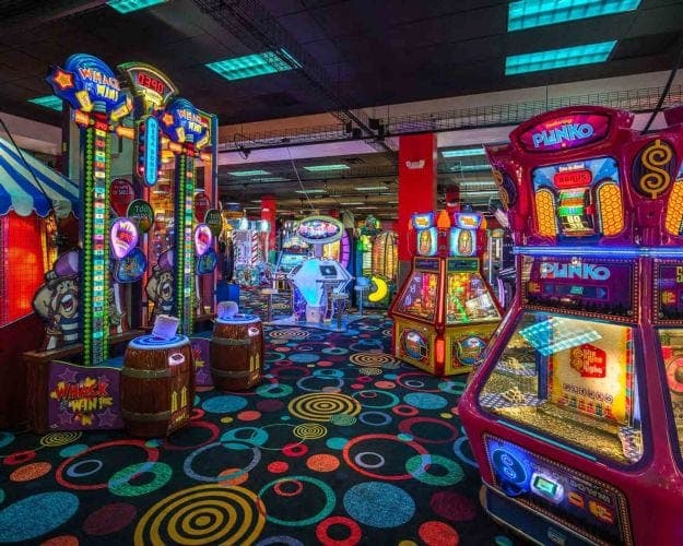 Interior view of Round1 Bowling & Arcade Great Lakes Crossing Outlets bowling alley