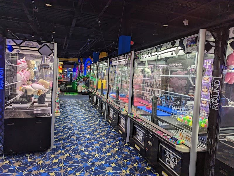 Interior view of Round1 Bowling & Arcade Meadows Mall bowling alley