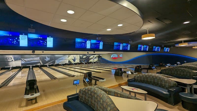 Interior view of Royal Pin Woodland bowling alley
