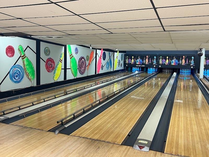 Interior view of San-Dee Lanes of Malverne bowling alley