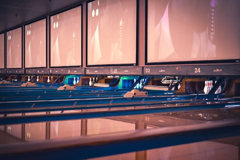 Interior view of Spins Bowl Wappingers bowling alley