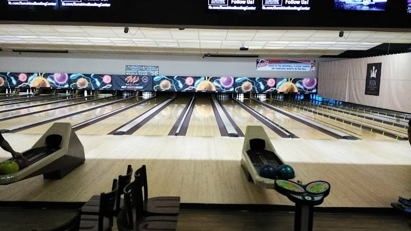 Interior view of Sunshine Bowling Center bowling alley