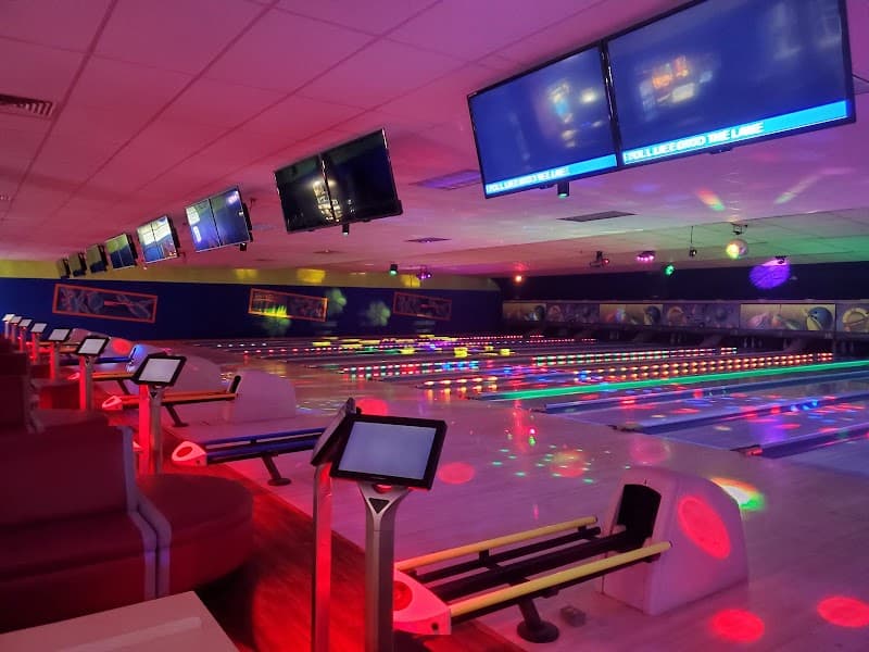 Interior view of Thomaston Lanes Inc bowling alley