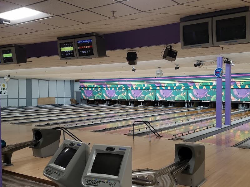 Interior view of Wimbledon Bowling Lanes bowling alley