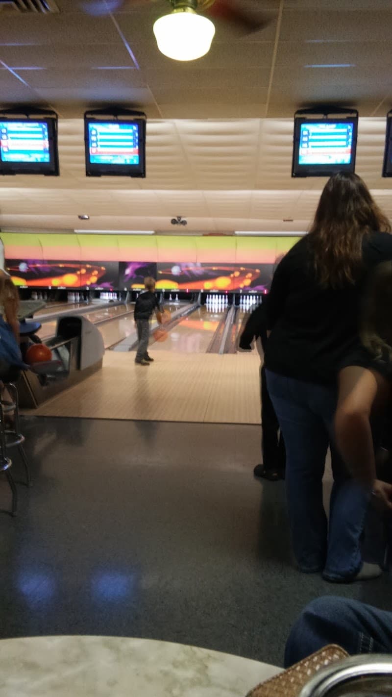 Interior view of Wyandot Lanes bowling alley