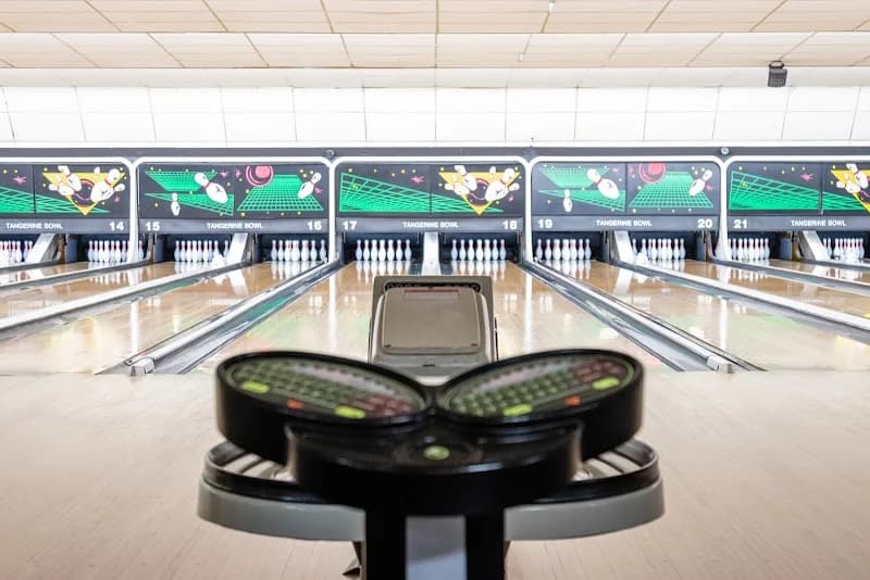 Tangerine Bowl and Spare Time Sports Bar - Image 1