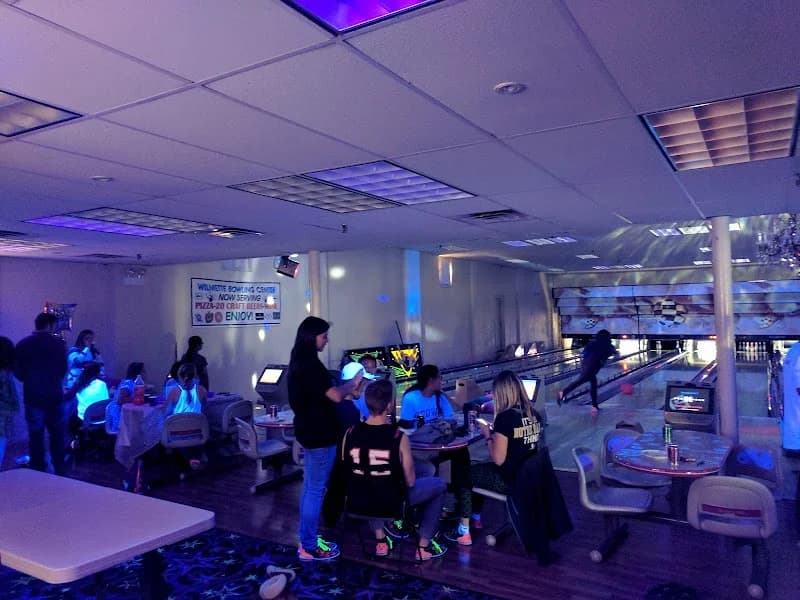 Wilmette Bowling Center Inc - Image 6