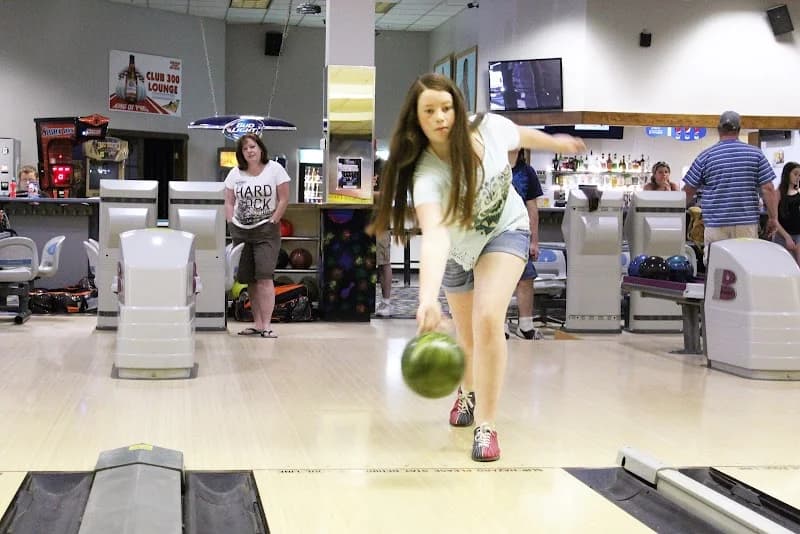 Strikers East Bowling Center - Image 3