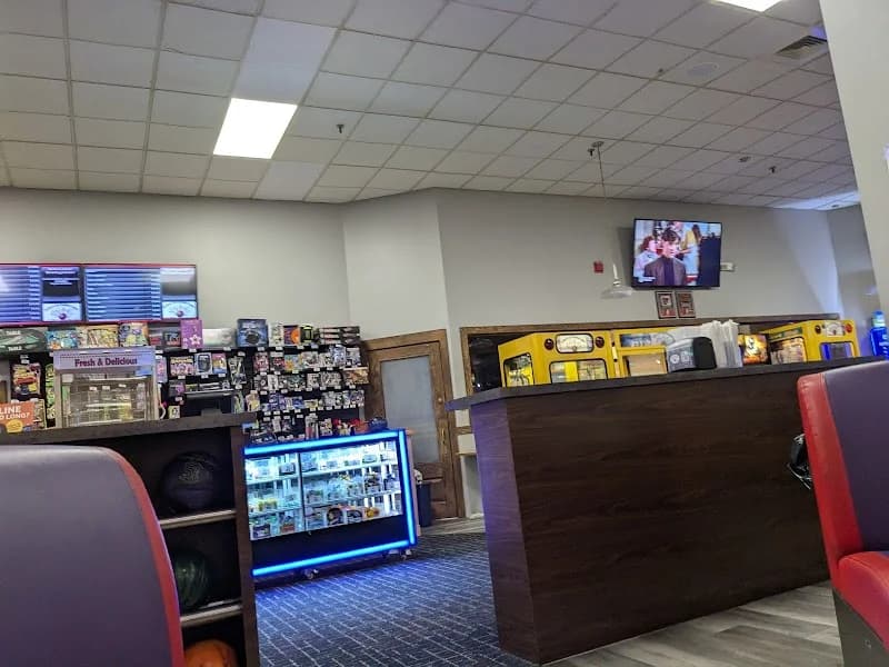 Strikers East Bowling Center - Image 9