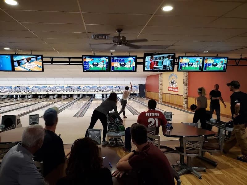 Wickliffe Lanes - Image 7