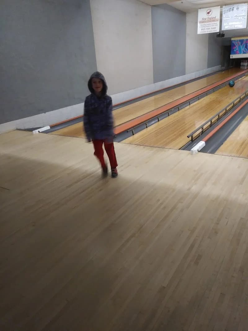 Gold Crown Lanes - Image 9