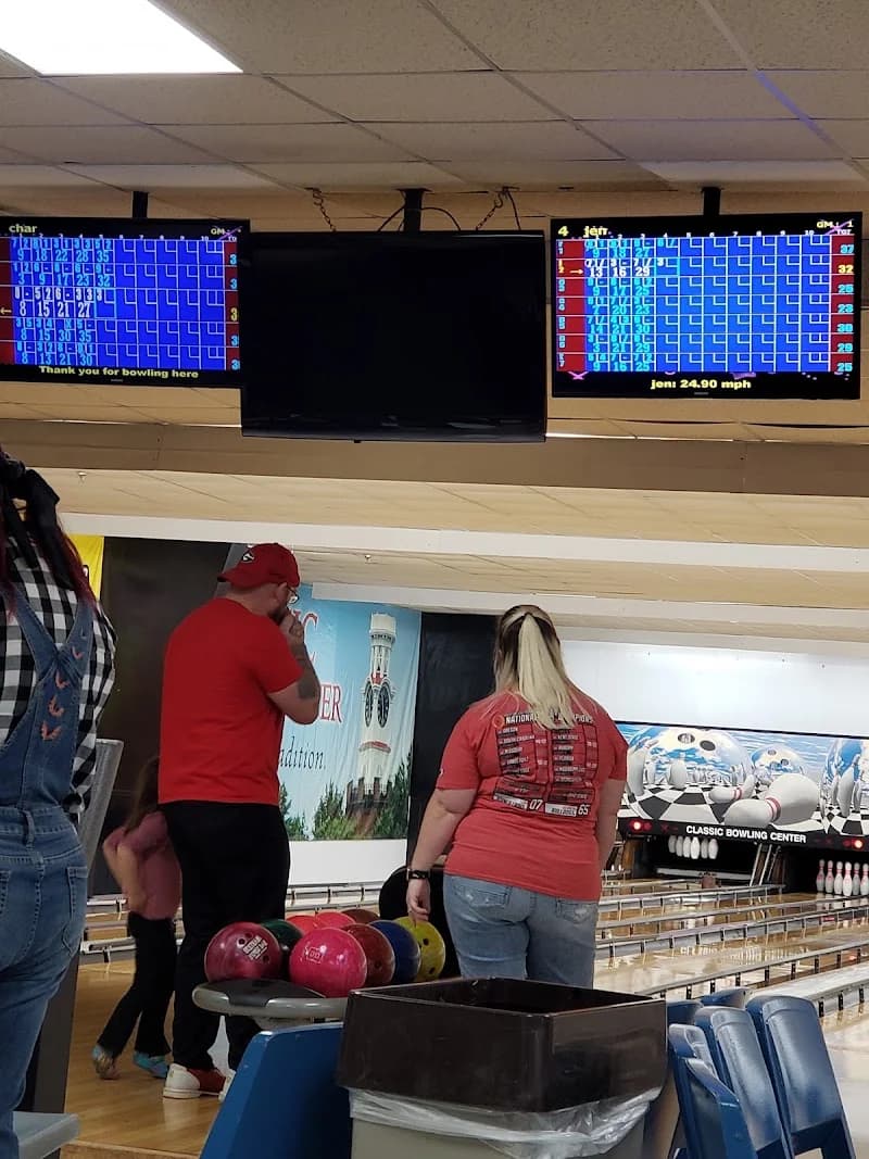 Classic Bowling Center - Image 8