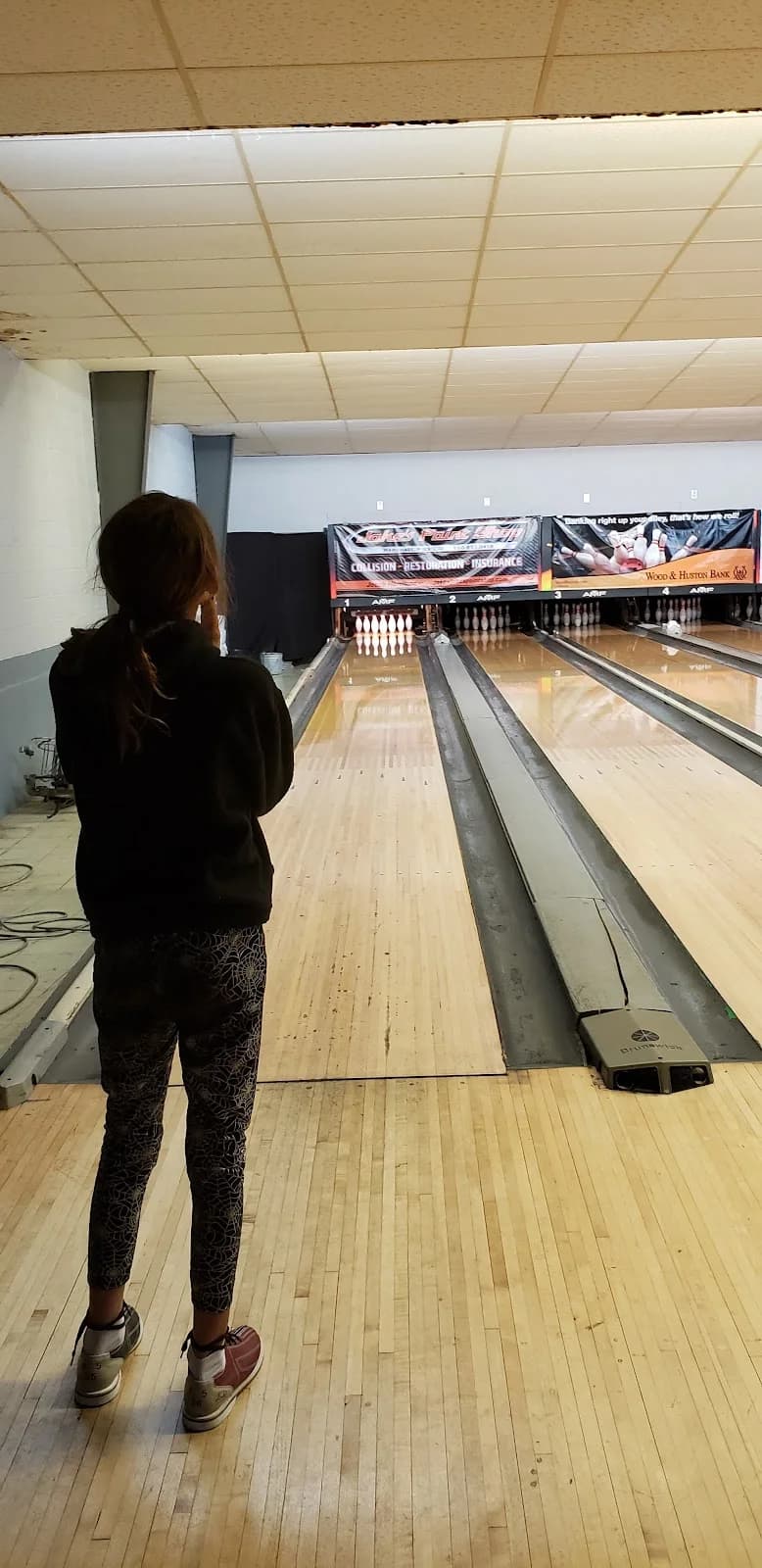 Holiday Lanes & Event Center - Image 9